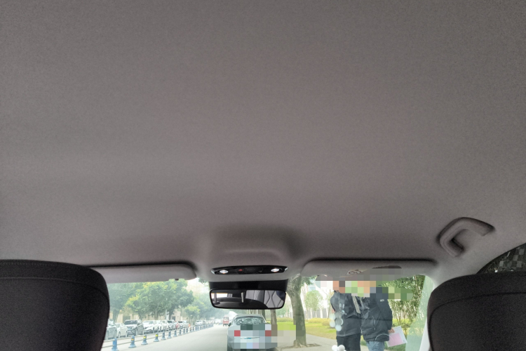 吉利银河 银河A7 2025款 EM-i 70km 豪享版中控内饰22