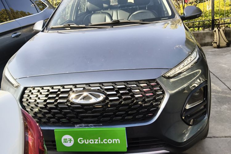 奇瑞 瑞虎3X 2021款 PLUS 1.5L CVT痛快红枣版II型车身外观2