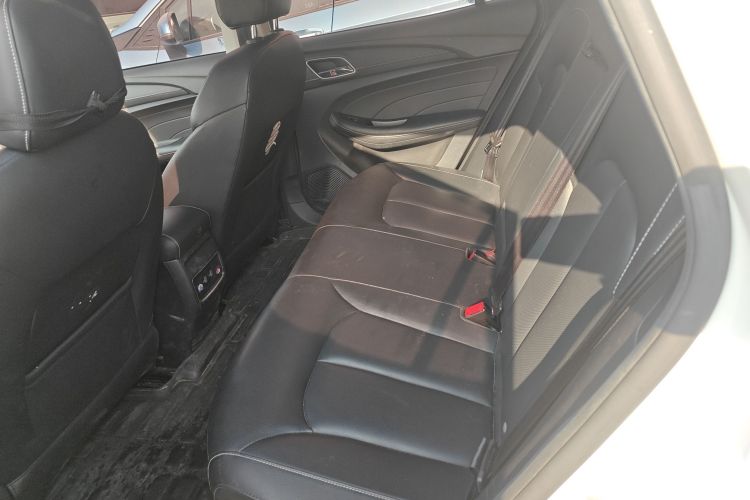 荣威Ei5 2020款 豪华版中控内饰21