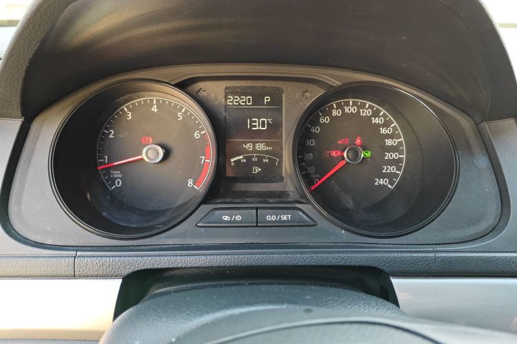 大众 朗逸 2017款 1.6L 自动风尚版中控内饰14