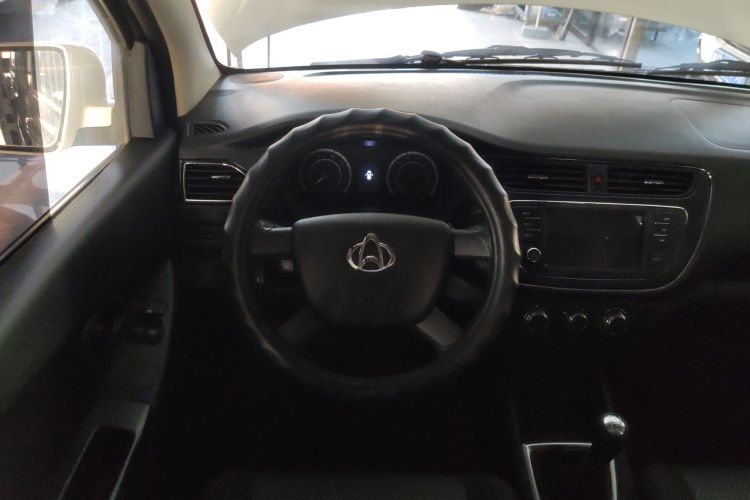 长安凯程 2021款 1.5L欧诺S智享版双蒸空调客车JL473QG局部细节13