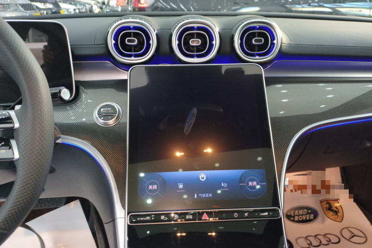 奔驰C级新能源 2024款 改款二 C 350 eL中控内饰16