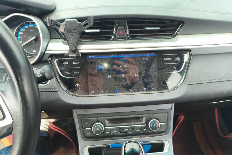 吉利汽车 帝豪 2019款 领军版 1.5L CVT豪华型 国VI局部细节16