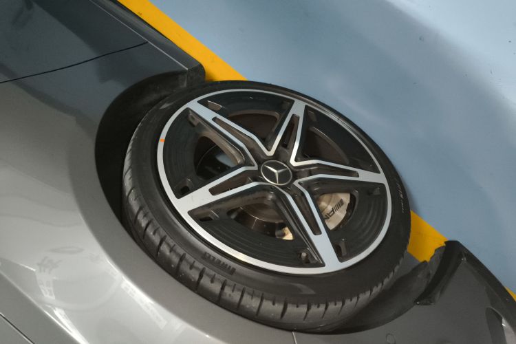 奔驰A级AMG 2024款 AMG A 35 L 4MATIC车身外观6007