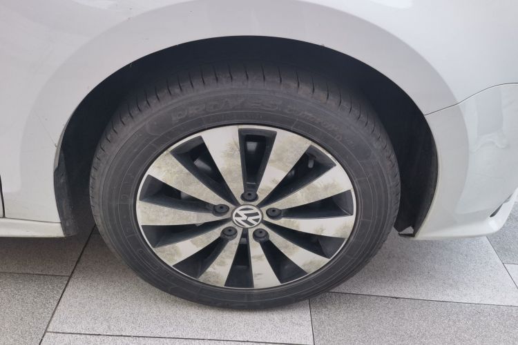 大众 速腾 2017款 230TSI 手动舒适型车身外观10