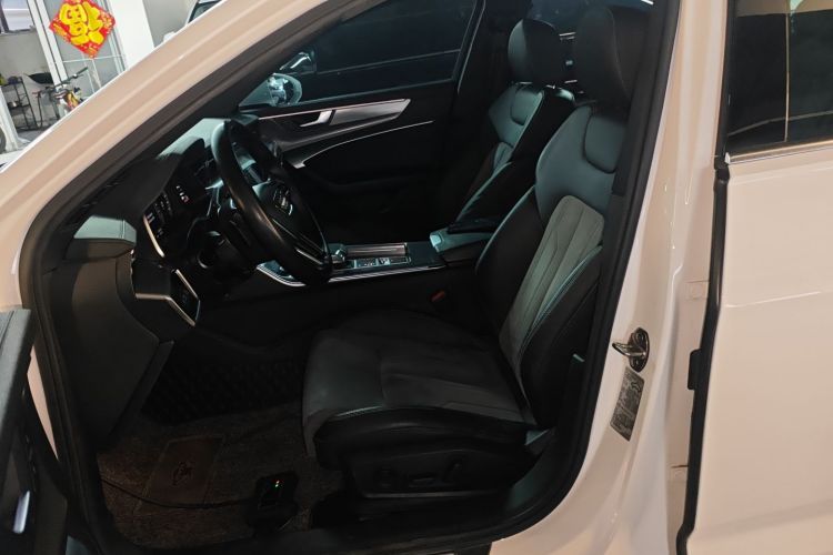 奥迪A6L 2021款 45 TFSI 臻选动感型局部细节19