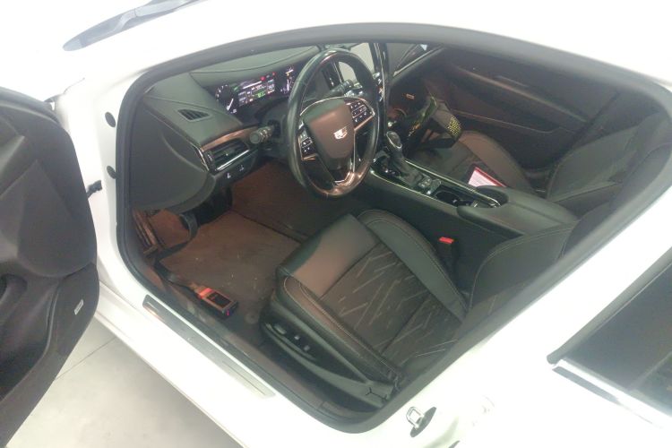 凯迪拉克ATS-L 2017款 28T 技术型中控内饰7003