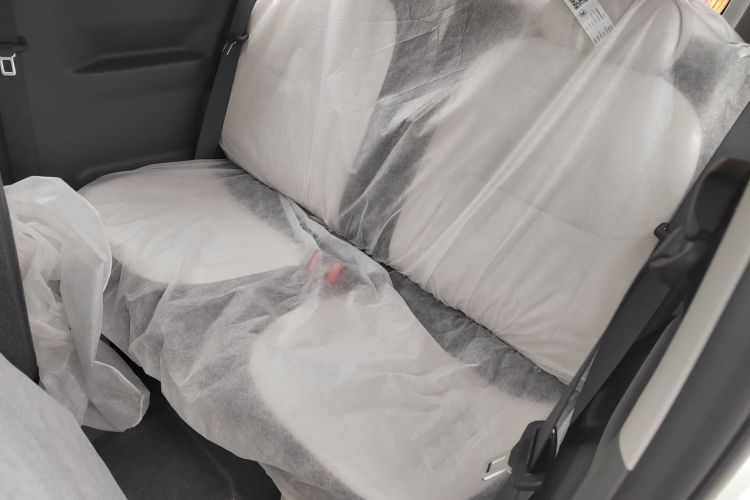 吉利银河 2025款 210km 熊猫骑士中控内饰7004