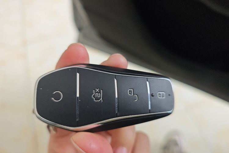 比亚迪 海豚 2023款 420km 自由版中控内饰11