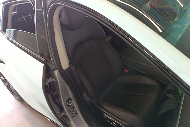 小鹏P7 2020款 670N局部细节41