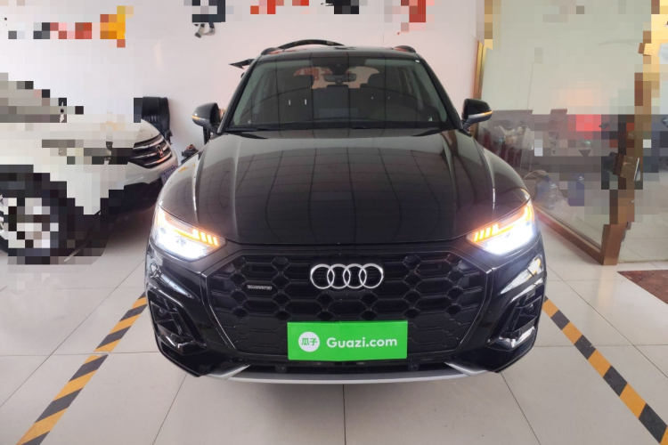 奥迪Q5L 2024款 45 TFSI 豪华动感型车身外观2