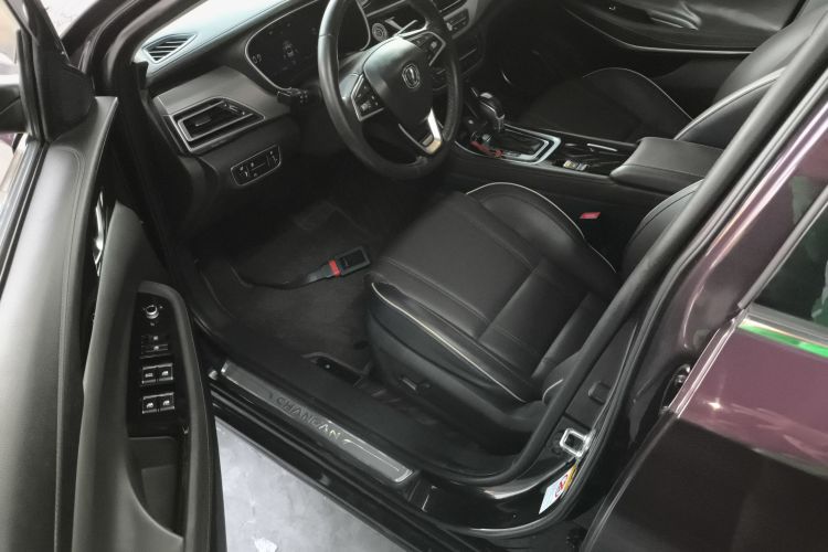 长安 睿骋CC 2018款 1.5T 自动智雅型 国V中控内饰20