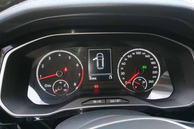 捷达VS7 2021款 黑锋版 1.4T 自动悦享版中控内饰14