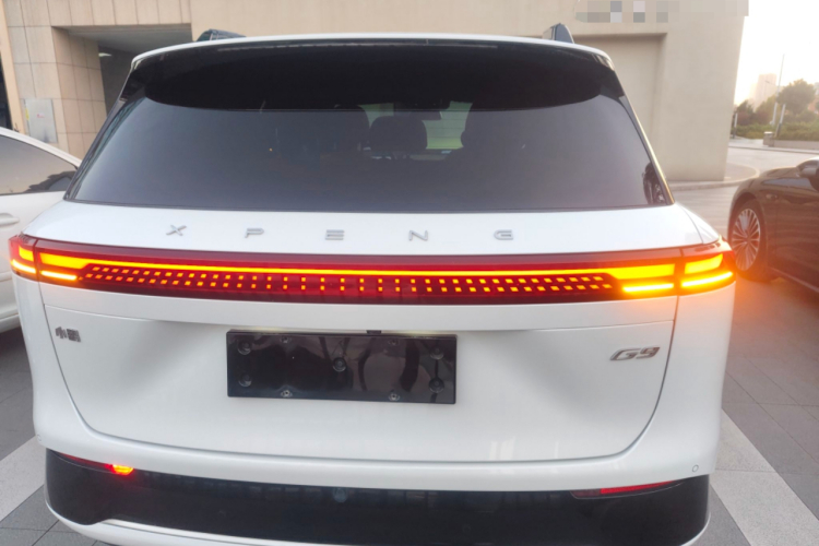 小鹏G9 2022款 570 Pro车身外观6004