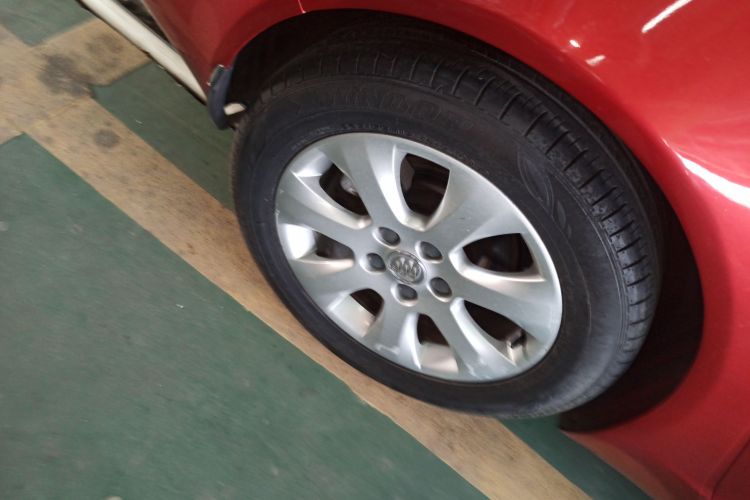 别克 君威 2014款 2.0L 精英时尚型车身外观6008