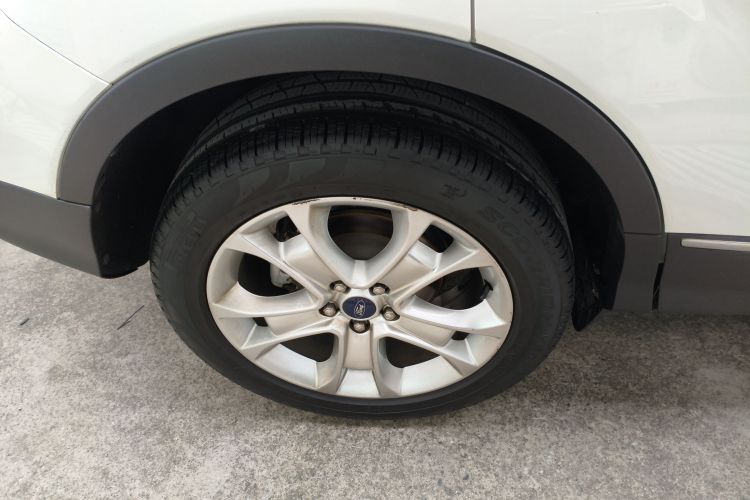 福特 翼虎 2015款 2.0L GTDi 四驱运动型车身外观6008