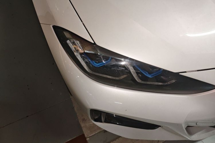 宝马4系 2022款 425i Gran Coupe M运动曜夜套装车身外观8