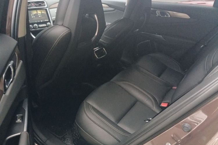 领克01 2017款 2.0T 两驱型Pro版中控内饰7004