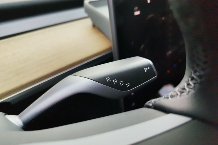 特斯拉 Model Y 2022款 改款 长续航全轮驱动版局部细节18