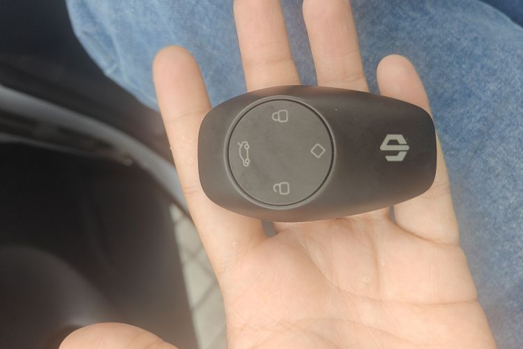 零跑汽车 零跑T03 2022款 炫晶版中控内饰7001