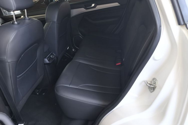 哈弗H6 2021款 运动版 1.5T 自动精英智联型 U型格栅中控内饰21