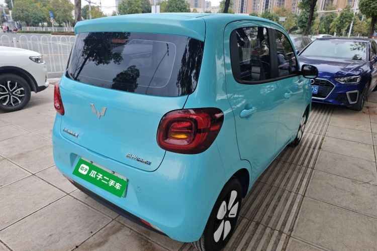 五菱汽车 宏光MINIEV 2025款 四门版 臻享款车身外观7