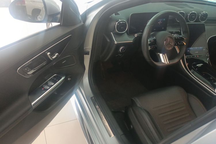 奔驰C级 2022款 C 200 L 运动版中控内饰7003