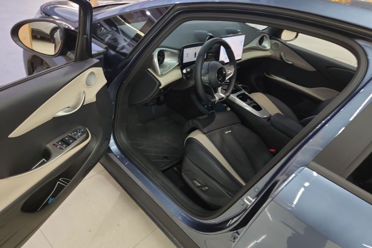 比亚迪 海豚 2025款 智驾版 420km 自由版中控内饰7003