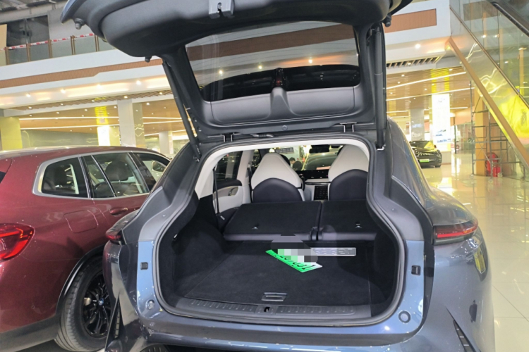 智己汽车 智己LS7 2023款 77kWh Urban Fit后驱版局部细节23