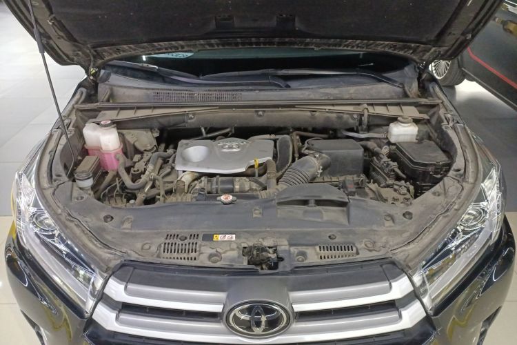 丰田 汉兰达 2018款 2.0T 四驱豪华版 7座 国VI机舱底盘24