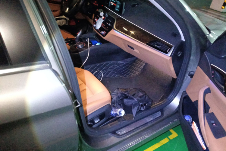 宝马5系 2018款 528Li 上市特别版局部细节9005