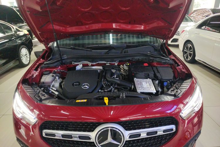 奔驰GLA 2020款 GLA 200机舱底盘24