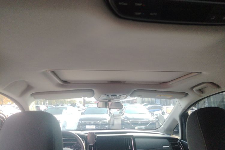 广汽传祺 传祺M8 2024款 领秀系列 390T 豪华版中控内饰22