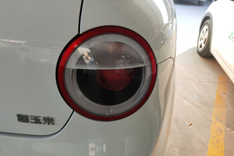 长安启源 长安Lumin 2023款 205km 香沁款车身外观9