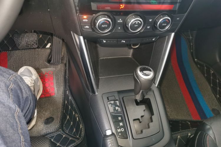 马自达CX-5 2013款 2.5L 自动四驱豪华型中控内饰18