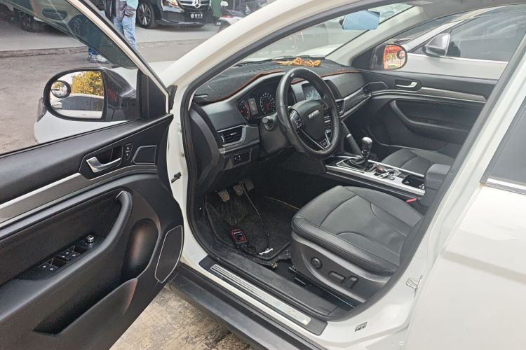 哈弗H6 2018款 运动版 1.5T 手动两驱精英型 国V中控内饰20