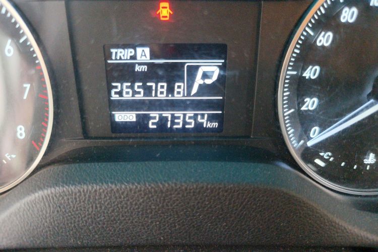 别克 英朗 2019款 15T 双离合进取型 国VI中控内饰15