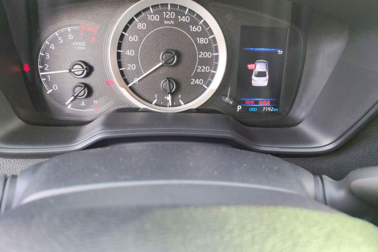 丰田 卡罗拉 2021款 TNGA 1.5L CVT精英版中控内饰15