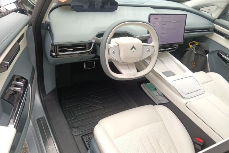 昊铂GT 2023款 710后驱超充Max版中控内饰20