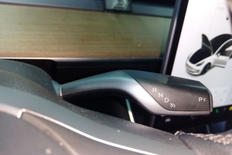 特斯拉 Model 3 2020款 改款 标准续航后驱升级版局部细节18