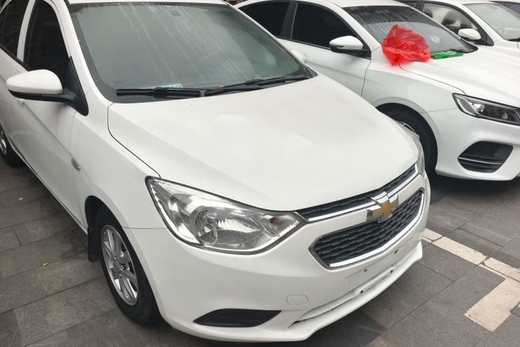 雪佛兰 2015款 赛欧3 1.5L 手动理想天窗版车身外观6002