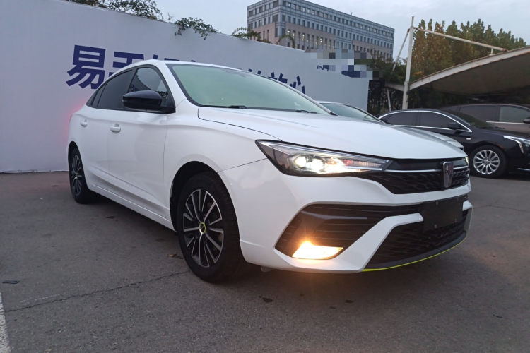 荣威i5 2021款 1.5L CVT黑金版车身外观6002