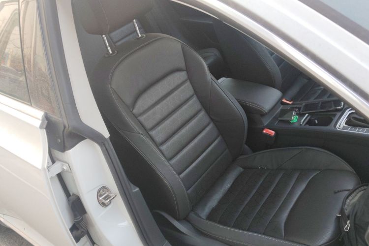 一汽-大众CC 2024款 猎装车 380TSI 猎心版局部细节41