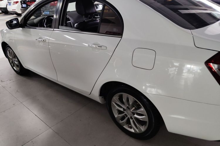 吉利汽车 帝豪 2016款 三厢 1.5L CVT向上版车身外观4