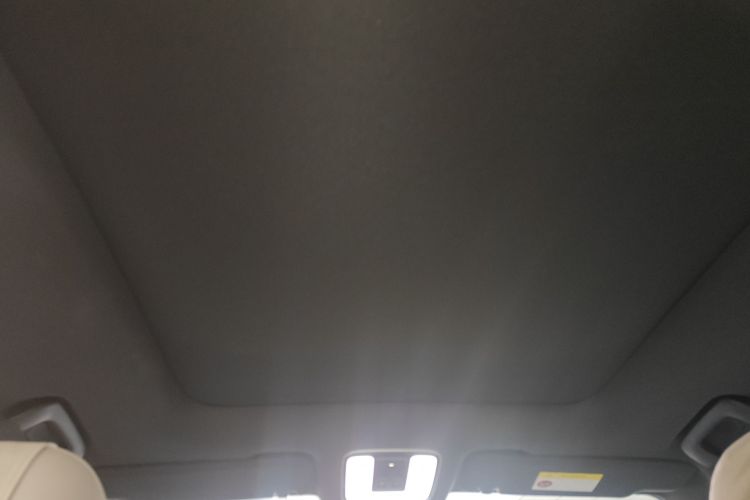 理想汽车 理想ONE 2021款 增程6座版中控内饰22