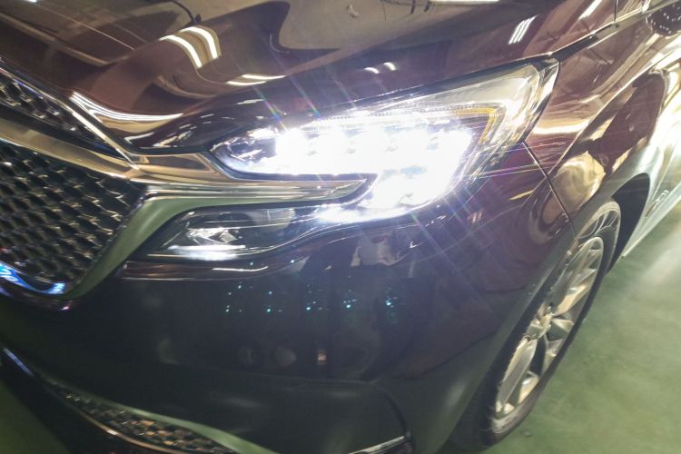 别克GL8 2021款 Avenir艾维亚 七座亲礼版局部细节36