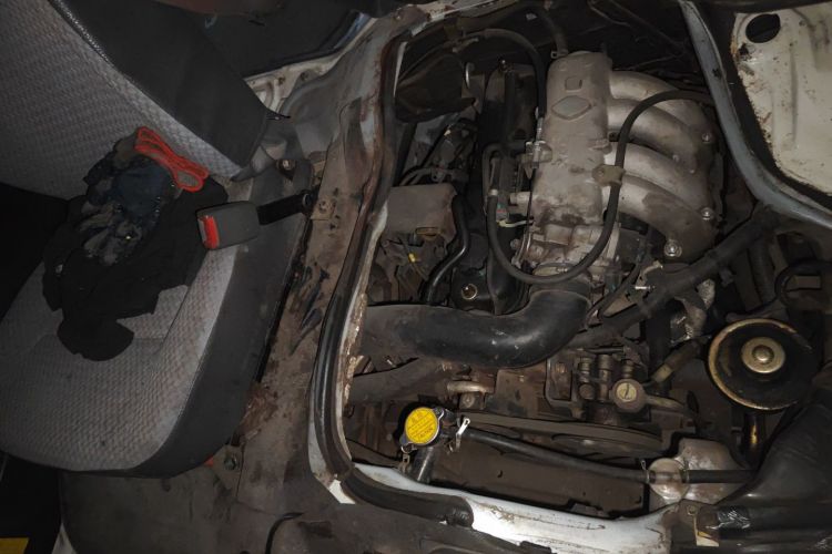 金龙 金威 2018款 2.0L商务系列4G20局部细节9006