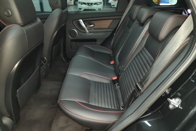 路虎 发现运动版 2022款 249PS R-Dynamic SE 性能科技版 5座中控内饰21