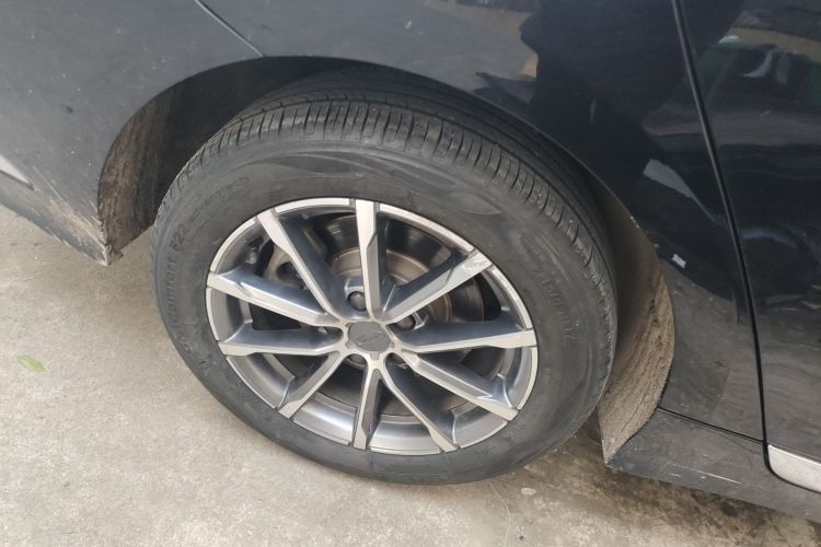 吉利汽车 博瑞 2021款 1.8T 领航版+车身外观6008