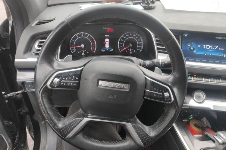 哈弗H6 2017款 红标 1.5T 自动两驱智尚型中控内饰13